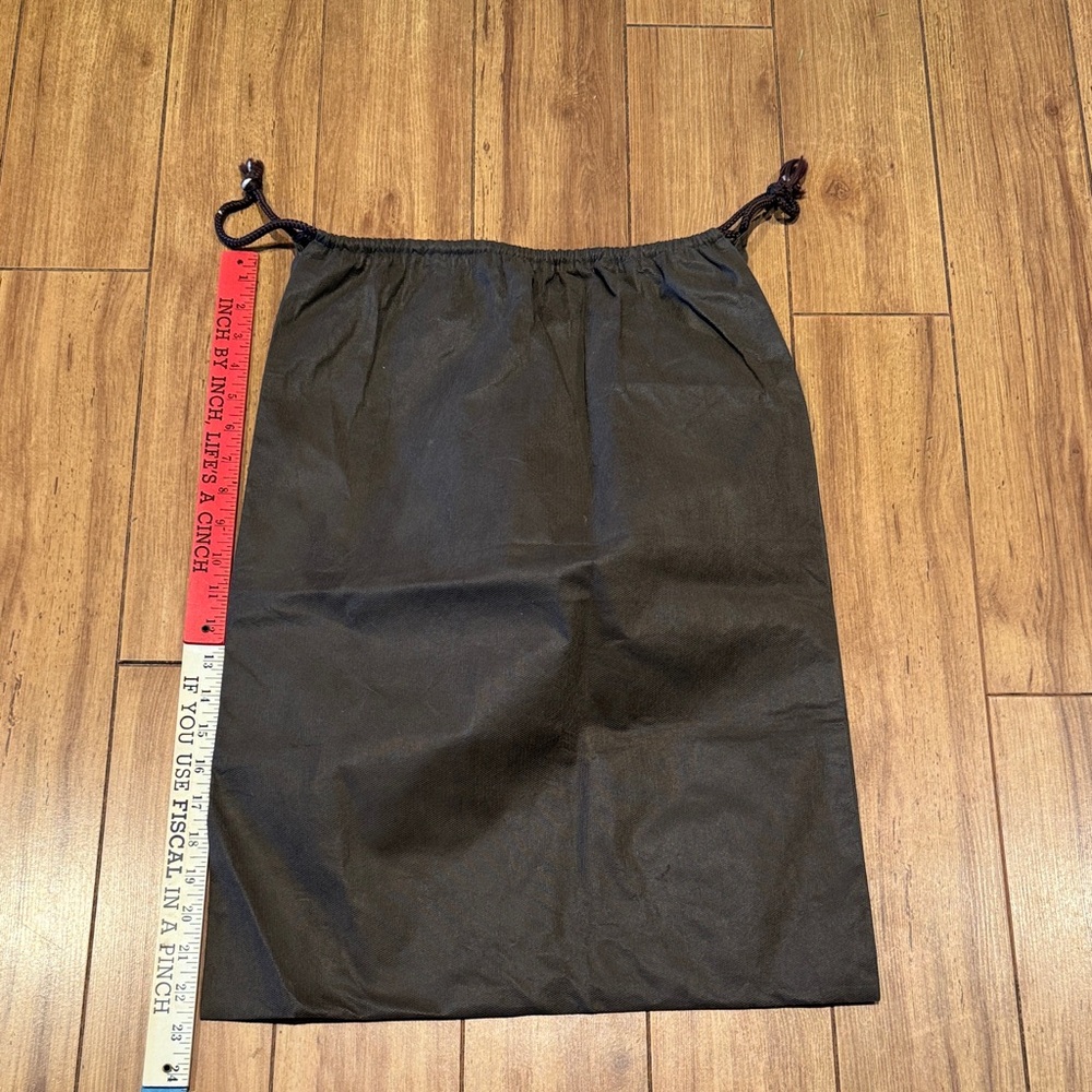 Andrianna Shamaris Brown Drawstring Dust Bag - Picture 5 of 5